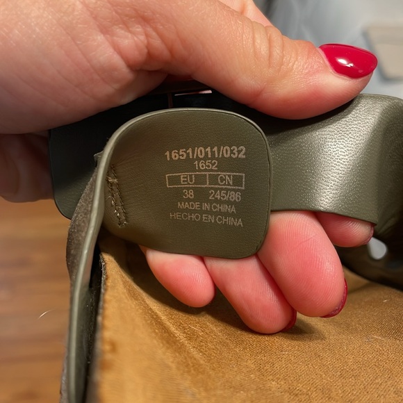 Pull & Bear Platform Sandals - Picture 6 of 6